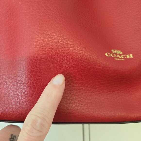 COACH Derby Tote Bag in Pebble Leather - Picture 4 of 12